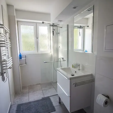 - Apartament 200m From The Beach Sopot