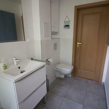 Apartment - Apartament 200m From The Beach *